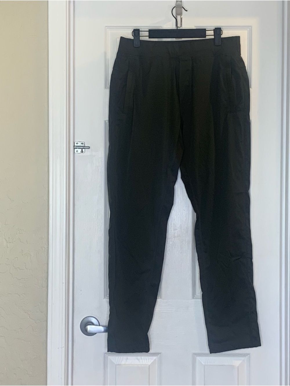 Lululemon Great Wall Pant *32"
Dark Olive (First Release) Size Large - Picture 9 of 10